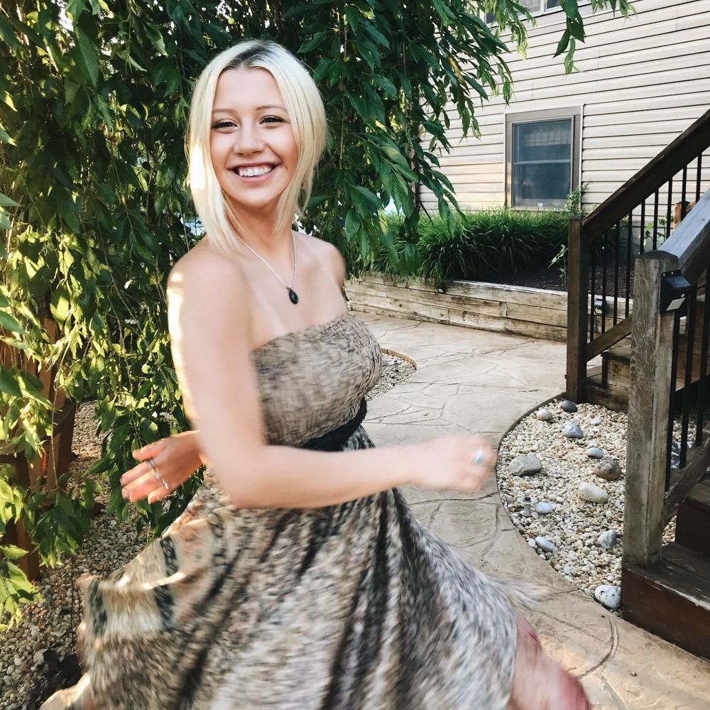 Meet your Posher, Alyssa